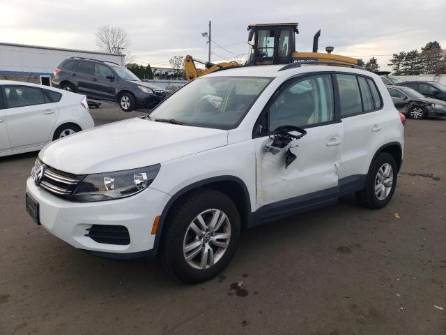 76717813 :رقم المزاد ، WVGBV7AX4HK031942 vin ، 2017 Volkswagen Tiguan S مزاد بيع