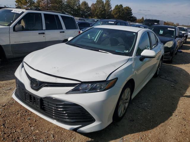 75070483 :رقم المزاد ، 4T1C11AK2LU977410 vin ، 2020 Toyota Camry Le مزاد بيع