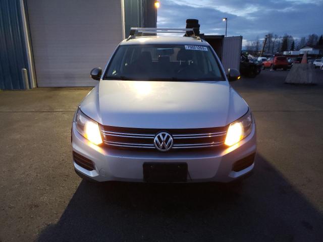 Продажа на аукционе авто 2015 Volkswagen Tiguan S, vin: WVGBV7AX0FW585467, номер лота: 75021263