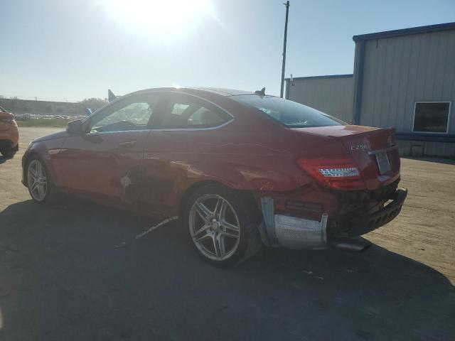2013 Mercedes-benz C 250 მანქანა იყიდება აუქციონზე, vin: WDDGJ4HB2DG063371, აუქციონის ნომერი: 74778953