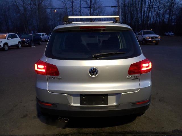 Продажа на аукционе авто 2015 Volkswagen Tiguan S, vin: WVGBV7AX0FW585467, номер лота: 75021263