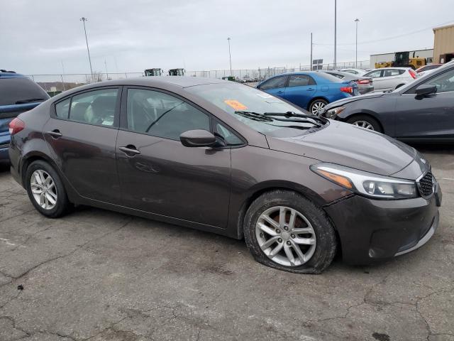 78902944 :رقم المزاد ، 3KPFL4A76JE177651 vin ، 2018 Kia Forte مزاد بيع
