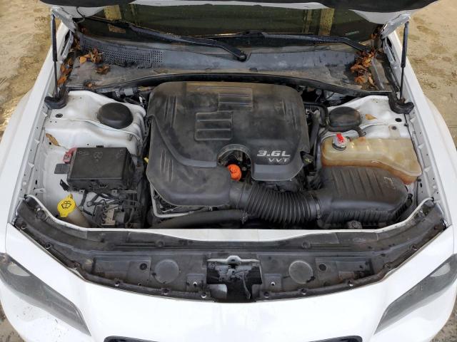 2015 Chrysler 300 მანქანა იყიდება აუქციონზე, vin: 2C3CCAGG8FH927172, აუქციონის ნომერი: 81405304
