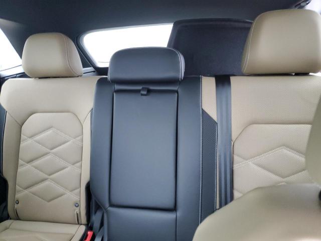 81086404 :رقم المزاد ، 1V2KE2CA4RC238972 vin ، 2024 Volkswagen Atlas Cros مزاد بيع
