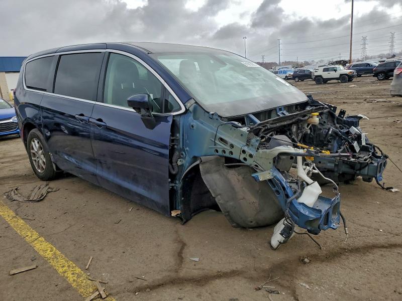 2020 Chrysler Voyager მანქანა იყიდება აუქციონზე, vin: 2C4RC1DG2LR163688, აუქციონის ნომერი: 91915925