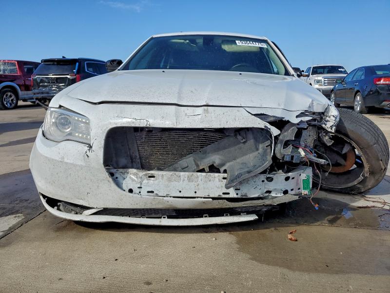 Продаж на аукціоні авто 2016 Chrysler 300, vin: 2C3CCAAG6GH311190, номер лоту: 93644775