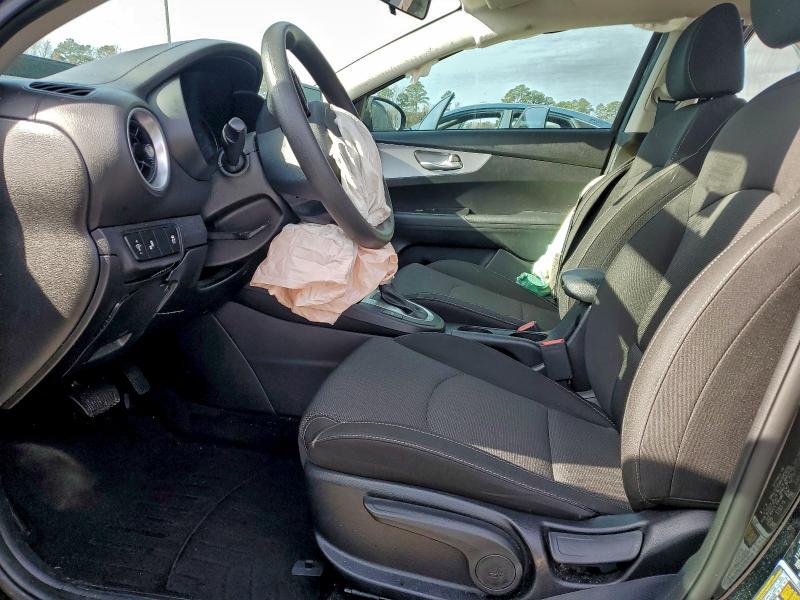 2023 Kia Forte მანქანა იყიდება აუქციონზე, vin: 3KPF24AD8PE564591, აუქციონის ნომერი: 94401315