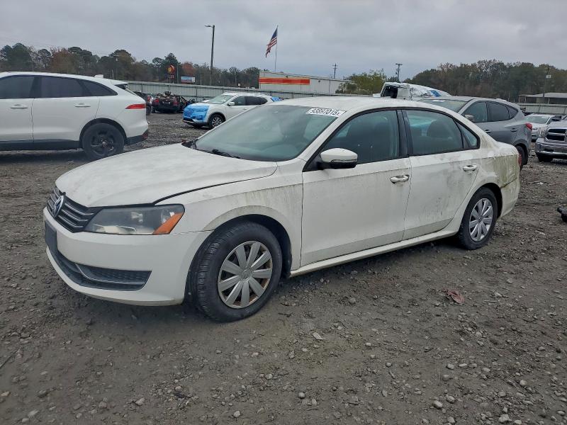 2013 Volkswagen Passat მანქანა იყიდება აუქციონზე, vin: 1VWAP7A30DC053140, აუქციონის ნომერი: 93897015