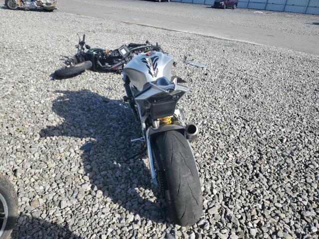 Aukcja sprzedaży 2016 Aprilia Rsv4 Rf, vin: ZD4RKUB01GS000324, numer aukcji: 91313195