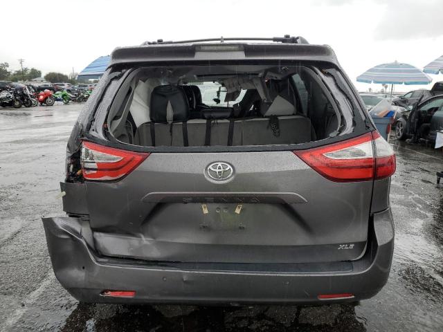 Продажа на аукционе авто 2018 Toyota Sienna, vin: 5TDYZ3DC1JS912231, номер лота: 93332275