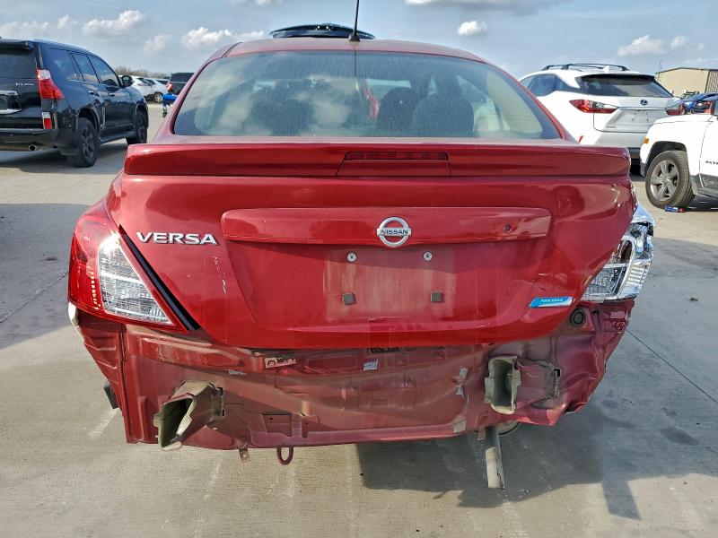 93401245 :رقم المزاد ، 3N1CN7AP3FL950418 vin ، 2015 Nissan Versa S مزاد بيع