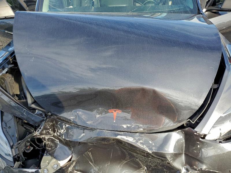 94413735 :رقم المزاد ، 7SAYGAEE0RF098408 vin ، 2024 Tesla Model Y مزاد بيع