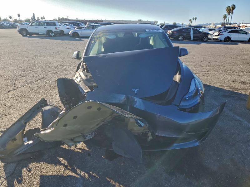 94088345 :رقم المزاد ، 5YJ3E1EB8PF711035 vin ، 2023 Tesla Model 3 مزاد بيع
