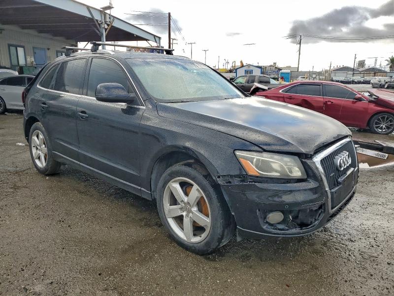 93741825 :رقم المزاد ، WA1LFAFP3BA016092 vin ، 2011 Audi Q5 مزاد بيع
