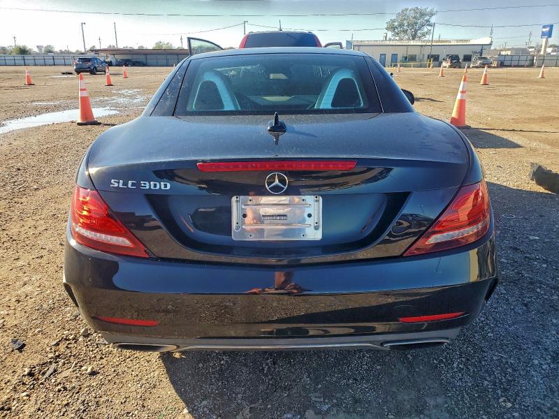 2020 Mercedes-benz Slc 300 მანქანა იყიდება აუქციონზე, vin: W1KPK3JA0LF170786, აუქციონის ნომერი: 94391495