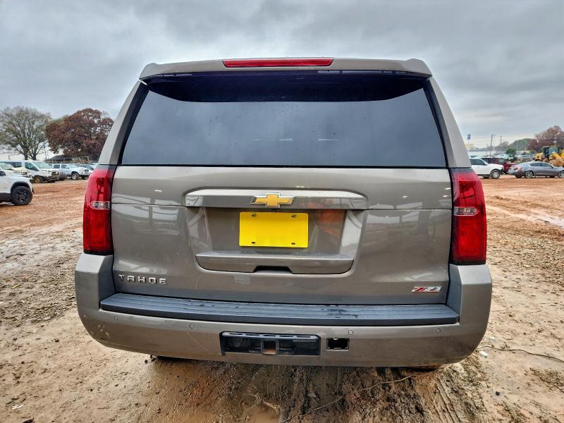 2018 Chevrolet Tahoe მანქანა იყიდება აუქციონზე, vin: 1GNSKBKC7JR401328, აუქციონის ნომერი: 82760705