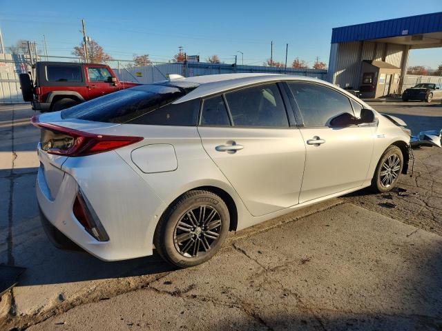 92889025 :رقم المزاد ، JTDKARFP1H3023960 vin ، 2017 Toyota Prius Prim مزاد بيع