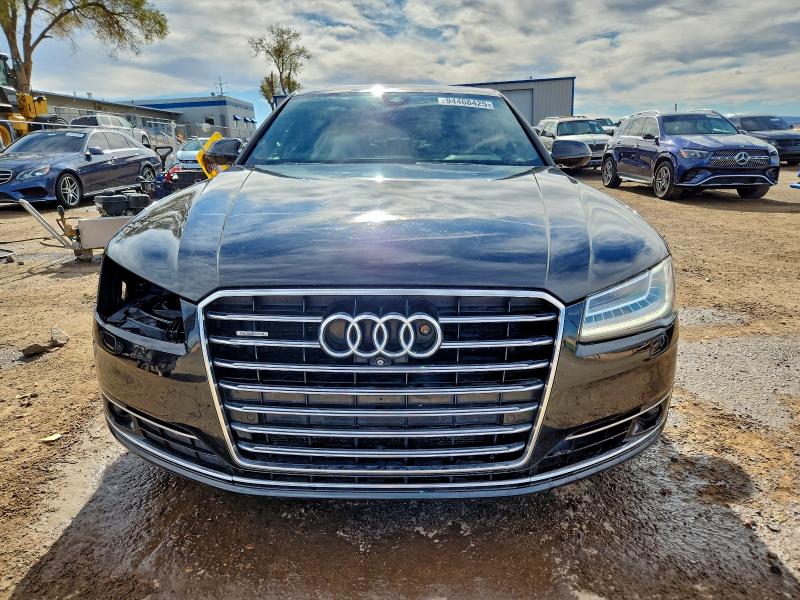 94468425 :رقم المزاد ، WAU32AFD9FN029822 vin ، 2015 Audi A8 مزاد بيع