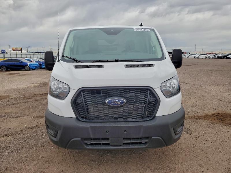 93529985 :رقم المزاد ، 1FTYE1Y85SKA31675 vin ، 2025 Ford Transit T- مزاد بيع