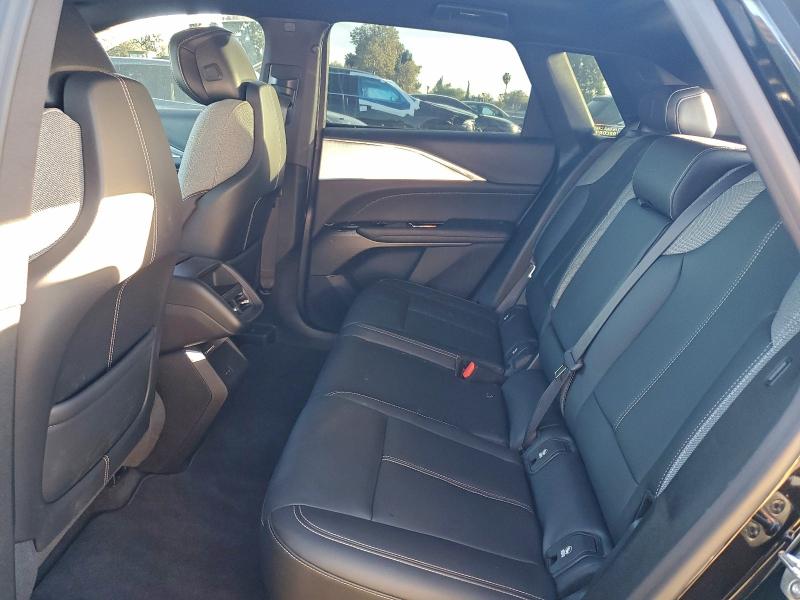 Продаж на аукціоні авто 2024 Cadillac Lyriq, vin: 1GYKPMRK6RZ141142, номер лоту: 94718945