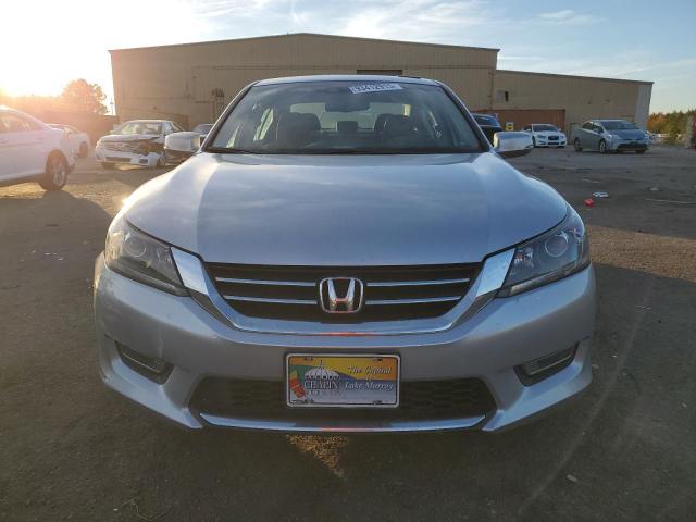 Auction sale of the 2013 Honda Accord, vin: 1HGCR2F80DA275669, lot number: 93412915