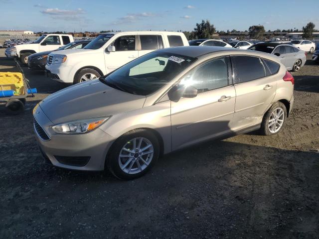 2015 Ford Focus Se მანქანა იყიდება აუქციონზე, vin: 1FADP3K26FL233990, აუქციონის ნომერი: 91812565