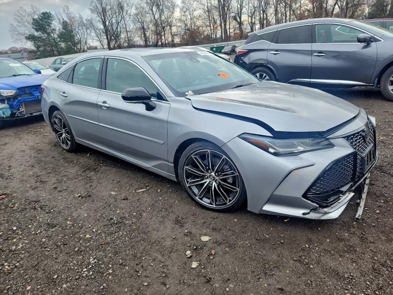 94035525 :رقم المزاد ، 4T1BZ1FB2KU020528 vin ، 2019 Toyota Avalon مزاد بيع