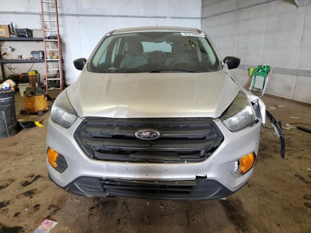 91210825 :رقم المزاد ، 1FMCU0F73JUA32887 vin ، 2018 Ford Escape مزاد بيع