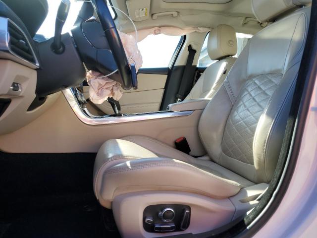 90682115 :رقم المزاد ، SAJAE4FX6LCP57670 vin ، 2020 Jaguar Xe S مزاد بيع