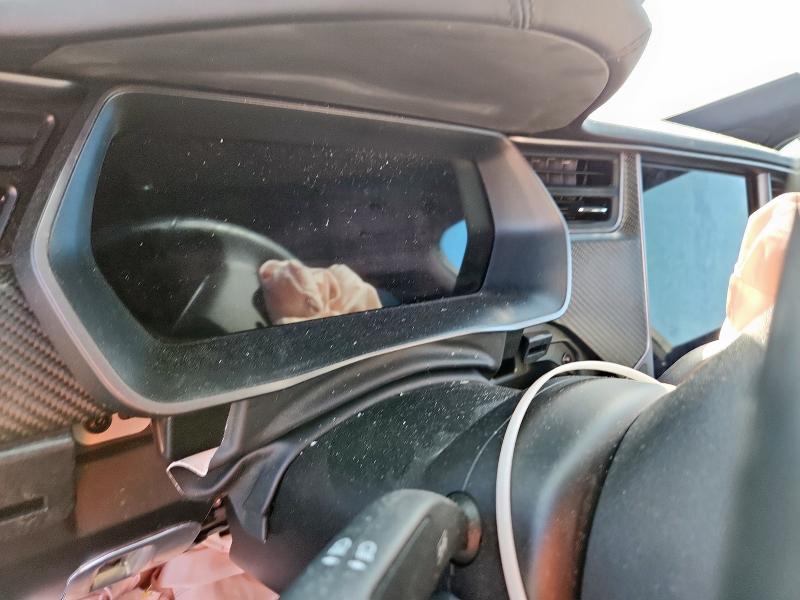92378865 :رقم المزاد ، 5YJXCAE20JF112872 vin ، 2018 Tesla Model X مزاد بيع