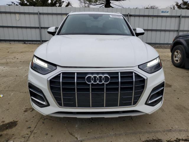 93552965 :رقم المزاد ، WA1AAAFY8M2132755 vin ، 2021 Audi Q5 Premium مزاد بيع