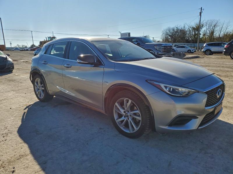 94489065 :رقم المزاد ، SJKCH5CP1JA056873 vin ، 2018 Infiniti Qx30 مزاد بيع