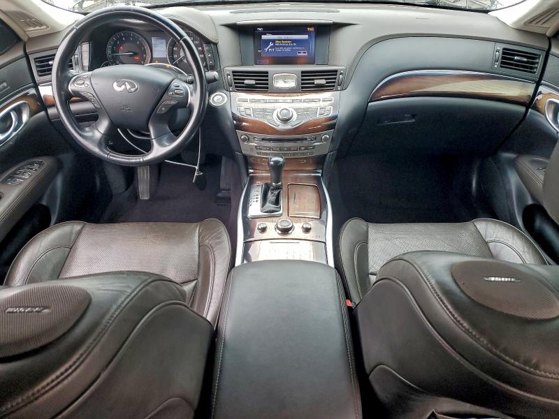 93542235 :رقم المزاد ، JN1AY1AP8BM520718 vin ، 2011 Infiniti M56 مزاد بيع