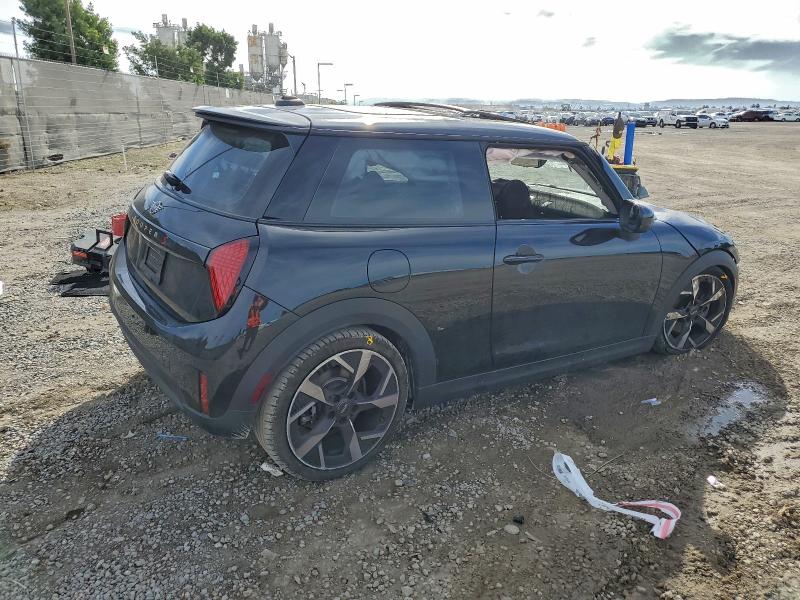 93985225 :رقم المزاد ، WMW23GD06S2W35165 vin ، 2025 Mini Cooper S مزاد بيع
