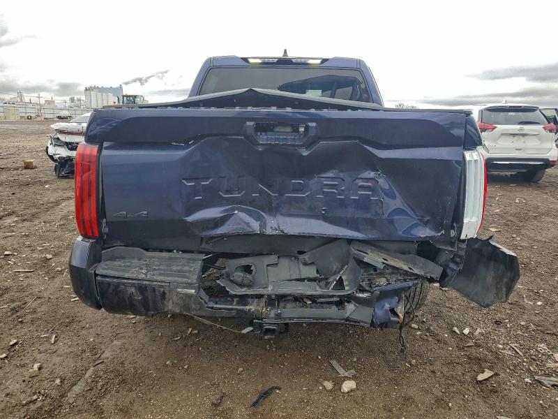 Продажа на аукционе авто 2022 Toyota Tundra Cre, vin: 5TFLA5DB9NX041051, номер лота: 94311555
