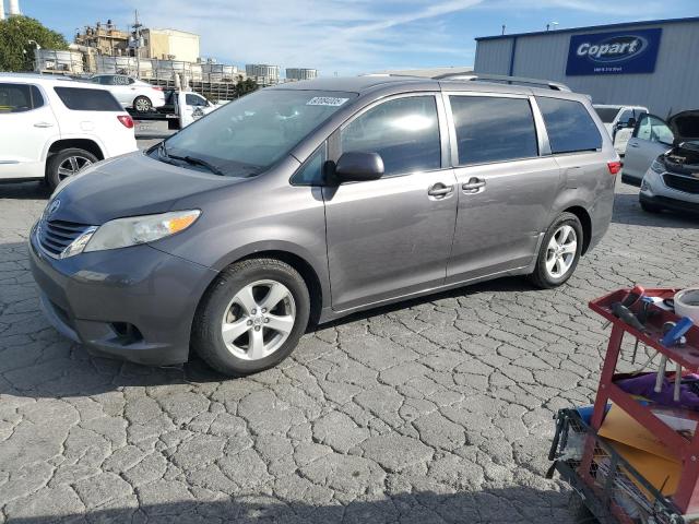 Aukcja sprzedaży 2015 Toyota Sienna, vin: 5TDKK3DC1FS598713, numer aukcji: 92084005