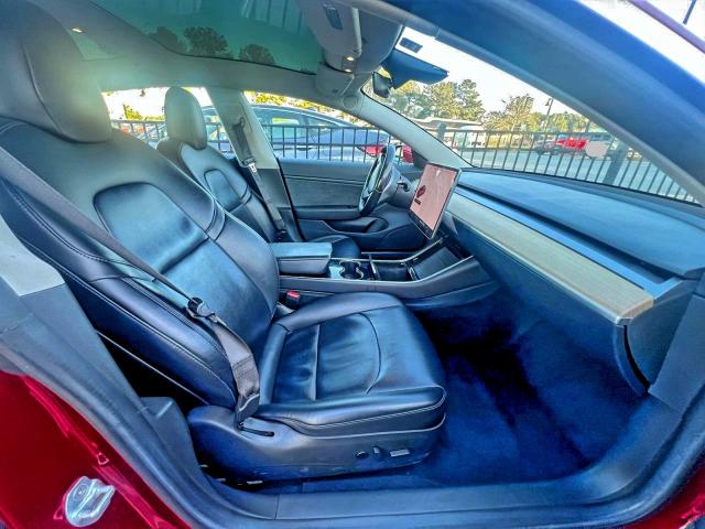 95004545 :رقم المزاد ، 5YJ3E1EA4JF007090 vin ، 2018 Tesla Model 3 مزاد بيع