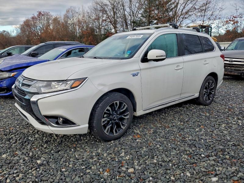 2018 Mitsubishi Outlander მანქანა იყიდება აუქციონზე, vin: JA4J24A55JZ059343, აუქციონის ნომერი: 94047935