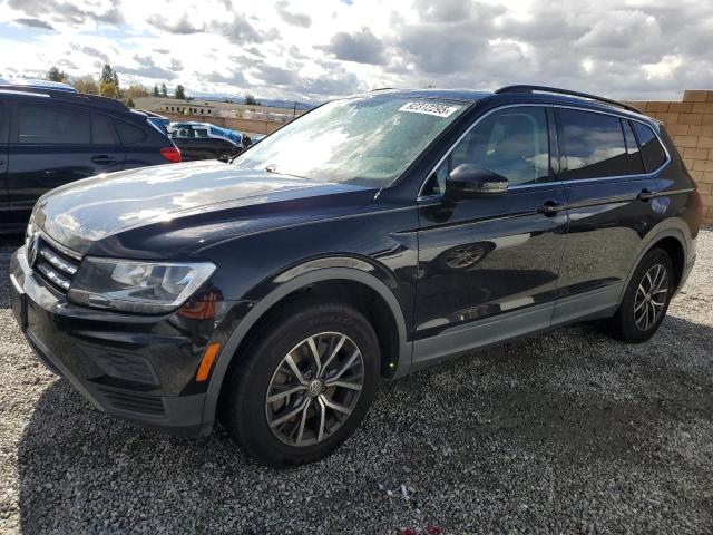 Продажа на аукционе авто 2019 Volkswagen Tiguan, vin: 3VV3B7AX8KM156882, номер лота: 92312295