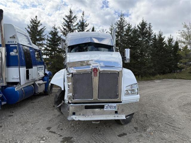 Продаж на аукціоні авто 2024 Kenworth Construction, vin: 1XKZDP0X5RJ985960, номер лоту: 81496465
