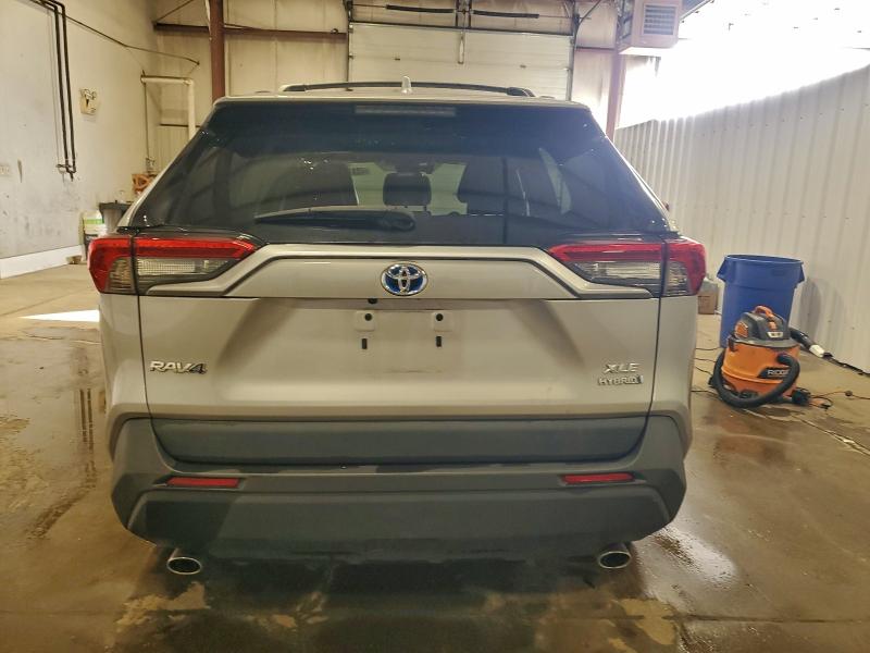 2021 Toyota Rav4 მანქანა იყიდება აუქციონზე, vin: 4T3B6RFV2MU061611, აუქციონის ნომერი: 94118985