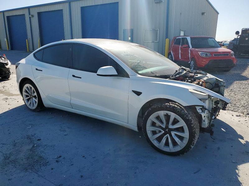 91064495 :رقم المزاد ، 5YJ3E1EB2NF125198 vin ، 2022 Tesla Model 3 مزاد بيع