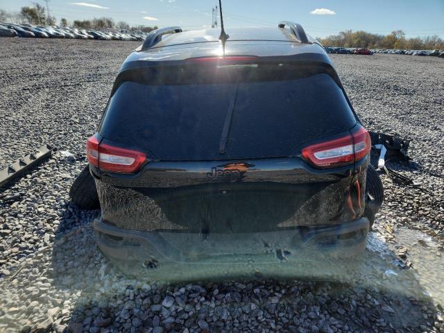 91467925 :رقم المزاد ، 1C4PJLCB4JD552136 vin ، 2018 Jeep Cherokee مزاد بيع