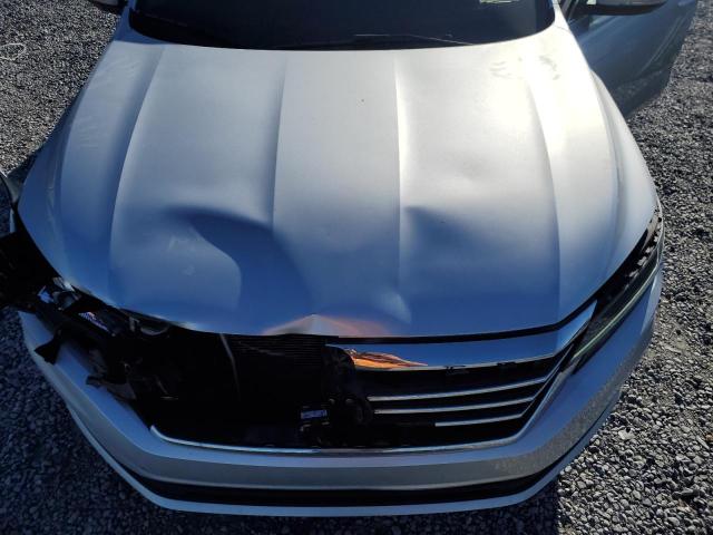 92598215 :رقم المزاد ، 1VWSA7A37MC006337 vin ، 2021 Volkswagen Passat مزاد بيع