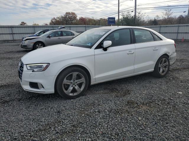 2018 Audi A3 მანქანა იყიდება აუქციონზე, vin: WAUB8GFF4J1090297, აუქციონის ნომერი: 91016015