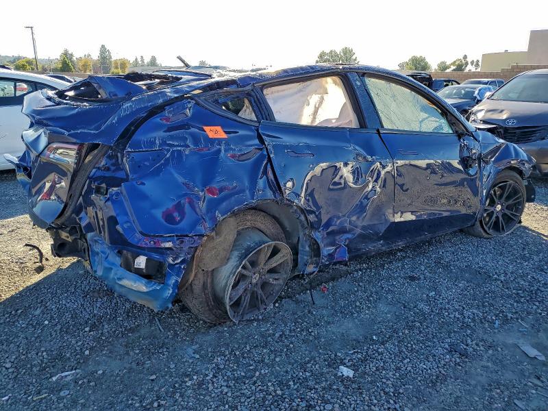 Продажа на аукционе авто 2022 Tesla Model Y, vin: 7SAYGAEE5NF467290, номер лота: 92755625