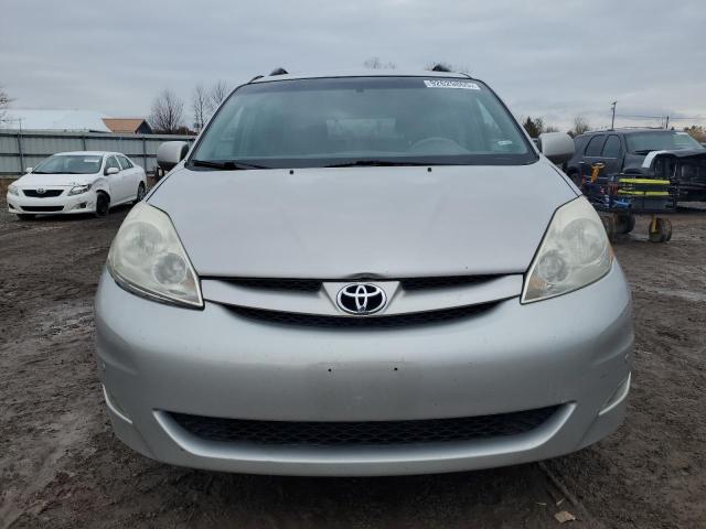 53142656 :رقم المزاد ، 5TDYK4CC3AS316002 vin ، 2010 Toyota Sienna مزاد بيع
