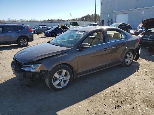 91039635 :رقم المزاد ، 3VWLL7AJ5EM378112 vin ، 2014 Volkswagen Jetta مزاد بيع