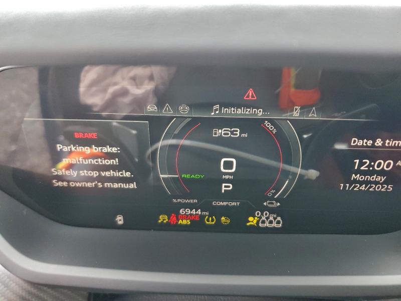Продаж на аукціоні авто 2024 Audi Rs E-tron, vin: WAUBHBFW3R7900076, номер лоту: 94682775