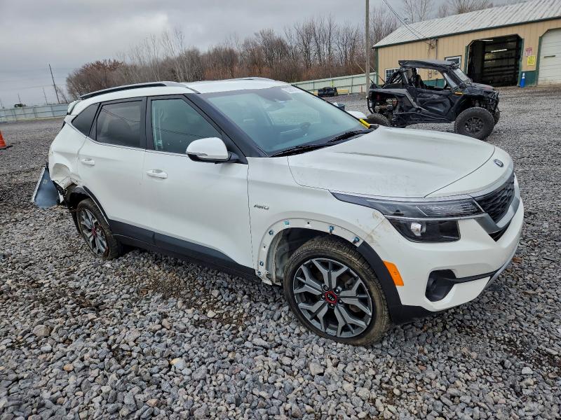 Продажа на аукционе авто 2021 Kia Seltos, vin: KNDEUCA25M7085006, номер лота: 93945095